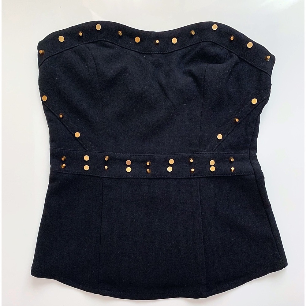 🆕 Black studded top 😍 (NWT!)